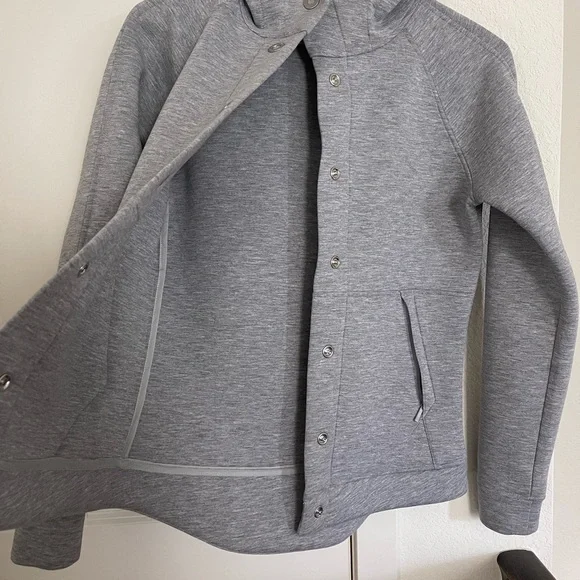 North Face Jacket - Picture 2 of 4